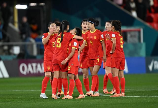 电影《中国女排》发布;老女排宣传片，第三届女排世界杯真实历史画面难得曝光
